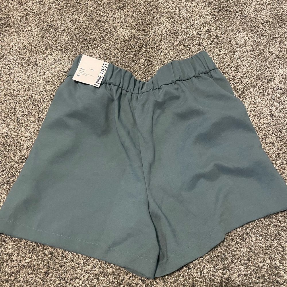 Nine West Women's Teal Shorts - Picture 2 of 3